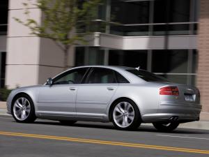 Audi S8 2008 года  (NA)